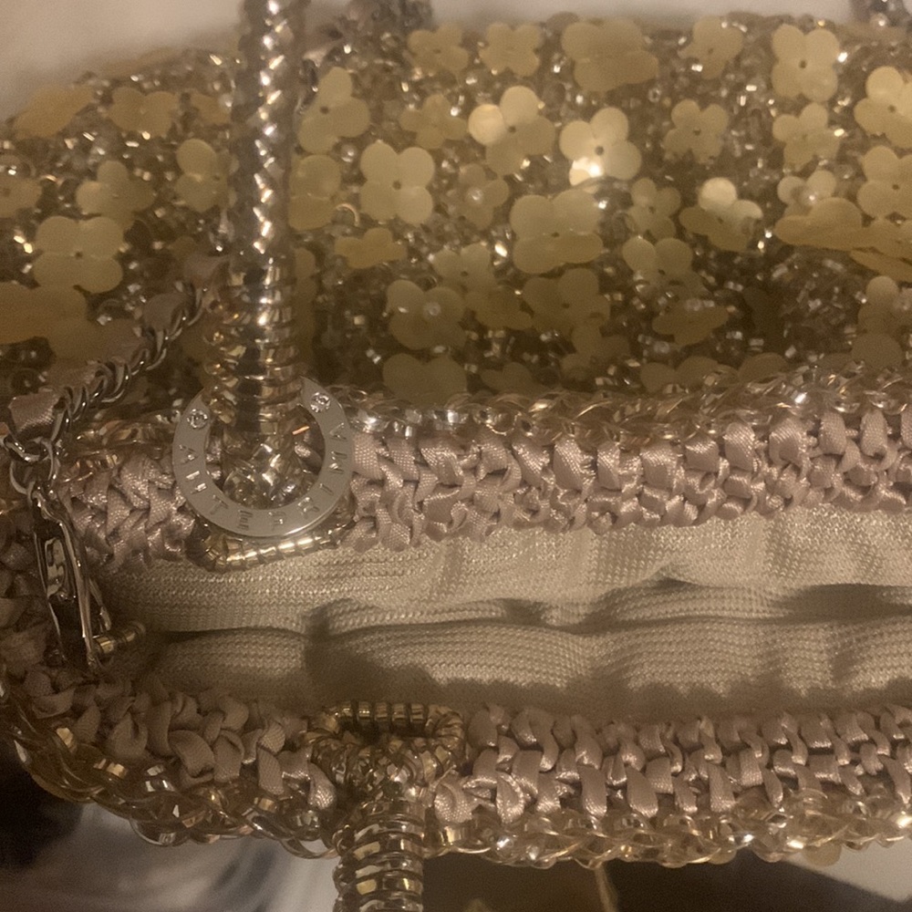 Anteprima 2 way flower handbag/crossbody - Picture 2 of 3